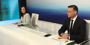 Άννα Διαμαντοπούλου και Χάρης Δούκας στο debate της ΕΡΤ για την ηγεσία του ΠΑΣΟΚ