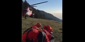 Διάσωση τραυματισμένου άνδρα στον Όλυμπο