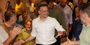 Ο Χάρης Δούκας σε περιοδεία