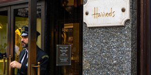 Harrods εισοδος
