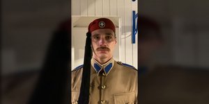 Δακρυσμένος Εύζωνας