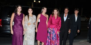 Αλεξία & Carlos Morales Quintana με τα παιδιά τους, Φωτογραφία: NDP Photo Agency