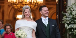 Θεοδώρα Ντε Γκρες, Μάθιου Κουμάρ