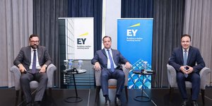 Business breakfast EY