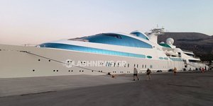Χανιά: Στο λιμάνι της Σούδας το υπερπολυτελές γιοτ της βασιλικής οικογένειας των Ηνωμένων Αραβικών Εμιράτων