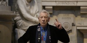 O Ιαν ΜακΚέλεν