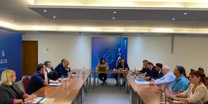 Σύσκεψη για την ψηφιακή κάρτα εργασίας