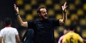 Ο προπονητής του Άρη, Άκη Μάντζιος