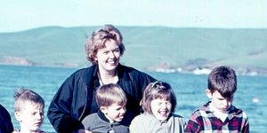 Ο Γιώργος Παπανδρέου παιδί με την μητέρα του Μαργαρίτα