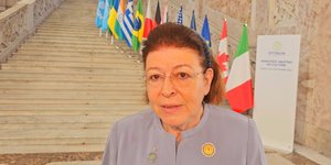 μενδωνη σημαιες 