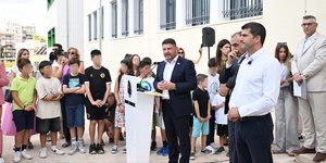 Ο Νίκος Χαρδαλιάς σε αγιασμό σχολείου