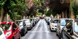 Παρκαρισμένα αυτοκίνητα