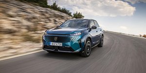 Peugeot E-3008