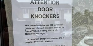 Η απίστευτη επιγραφή ενός κατοίκου