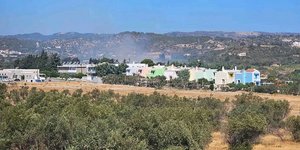 Φωτιά στην περιοχή των Κολύμπια στη Ρόδο