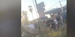 Αστυνομικοί δέχονται επίθεση από ομάδα 30 Ρομά