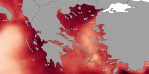 Φλέγονται οι ελληνικές θάλασσες