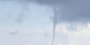 Εντυπωσιακός υδροστρόβιλος στην παραλία των Αβδήρων