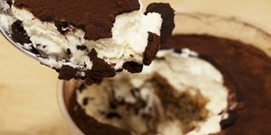 Απόλαυση χωρίς ενοχές: Σε αυτό το ζαχαροπλαστείο φτιάχνουν επικό προφιτερόλ και γλυκά χωρίς ζάχαρη