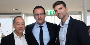 Ο Public & Media Relations Director του ΟΠΑΠ, Μανώλης Σταυρουλάκης, ο Γενικός Διευθυντής του ΣΕΓΑΣ, Σωτήρης Κυρανάκος και ο Head of Sponsorships του ΟΠΑΠ, Γιώργος Ζούμας