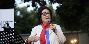 Nana Mouskouri