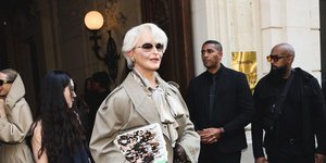 Ο Αλέξις Στόουν ως «Μιράντα Πρίστλεϊ» 