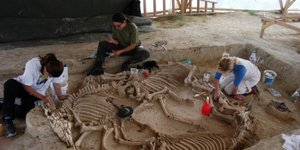 Archaeological Excavation at Doxipara-Zoni Tumulus in Evros