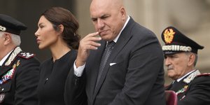 Ο υπουργός Άμυνας της Ιταλίας, Γκουίντο Κροζέτο