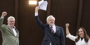 Ο Τζούλιαν Ασάνζ