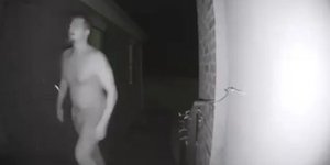 Αστυνομικός στις ΗΠΑ σε ψυχολογικό αμόκ έτρεχε ημίγυμνος