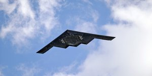 Βομβαρδιστικό stealth τύπου Β-2 Spirit της Πολεμικής Αεροπορίας των ΗΠΑ