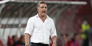 Ο πρώην τεχνικός του Ολυμπιακού, Κάρλος Καρβαλιάλ 