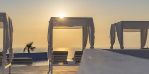 Desiterra 5* Resort & Spa: Φθινοπωρινές αποδράσεις σε έναν παράδεισο για όλες τις αισθήσεις στη Σαντορίνη