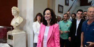 Η Άννα Διαμαντοπούλου