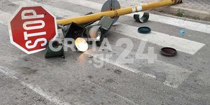 Πτώση φαναριού σε σχολική διάβαση στα Χανιά