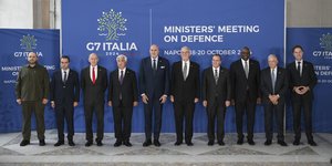 Οι υπουργοί Άμυνας της G7