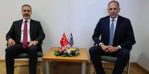 Στις 8 Νοεμβρίου στην Αθήνα ο Τούρκος ΥΠΕΞ