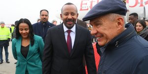 στο κοκκινο χαλί