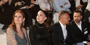 Αλεξάνδρα Νίκα: Με τη μητέρα της, Μιράντα Πατέρα, στην πρώτη δημόσια εμφάνιση με φουσκωμένη κοιλιά 