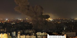 Καπνοί στη Βηρυτό μετά από νέο νυχτερινό σφυροκόπημα του Ισραήλ