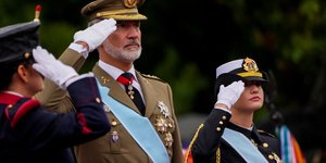 Η πριγκίπισσα Λεονόρ με τον πατέρα της, βασιλιά Φελίπε