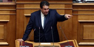 Ο Θοδωρής Λιβάνιος στην βουλή