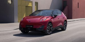 Lynk & Co 02
