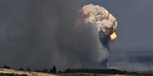 Η Ρωσία εξαπολύει επιθέσεις με στόχο τη νότια πόλη-λιμάνι της Οδησσού στην Ουκρανία