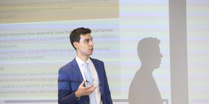 Ο Έλληνας ερευνητής Παναγιώτης Κυριακόπουλος «επανεξετάζει» την καινοτομία στις επιχειρήσεις αγροτικών περιοχών