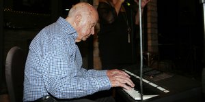 Μίμης Πλέσσας καρο πουκαμισο