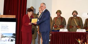 Τασούλας: Χαιρετισμός στην παρουσίαση του βιβλίου του πρώην υπουργού Γ. Σούρλα και απονομή τιμητικής πλακέτας