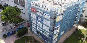 Η πολυκατοικία που δεν θα πληρώνει ρεύμα στον Ταύρο