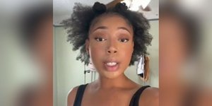 ΗΠΑ: Για προκατάληψη και εκφοβισμό κατηγορείται η TikToker που έσκισε ελληνικές σημαίες νομίζοντας ότι είναι του Ισραήλ