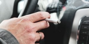 Κάπνισμα στο αυτοκίνητο